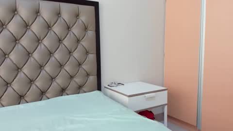 Jane online show from 10-31-25, 12:33