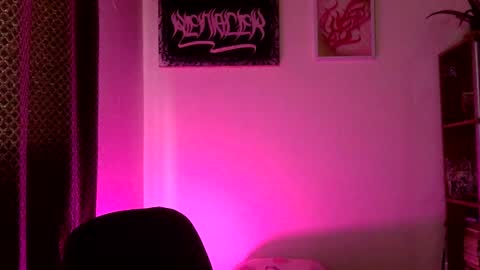 Tat  online show from 02-14-25, 03:58