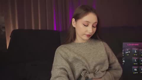 Snapshot of hottpeachh chatting on 11-18-25, 04:22 hottpeachh online show from 11-18-25, 04:22