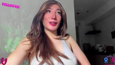 crishinahotty online show from 01-20-25, 09:35