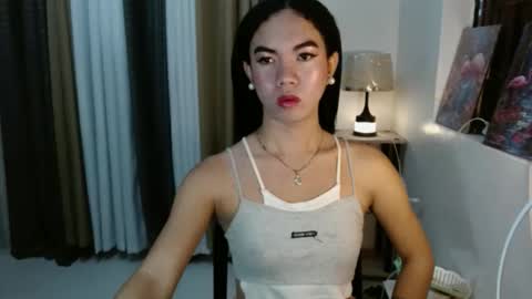 Snapshot of hottyshedah_0209 chatting on 02-20-26, 03:25 THALIE online show from 02-20-26, 03:25