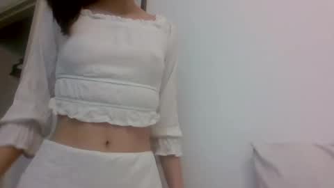 Hotwixx online show from 12-25-24, 04:32