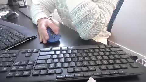 hoverday online show from 03-02-26, 08:04