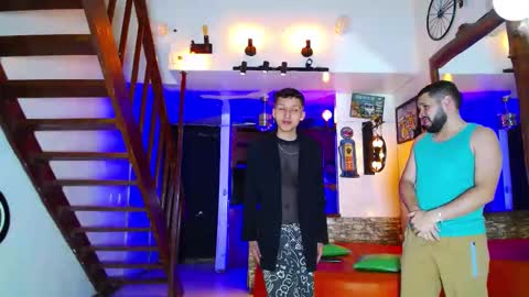 HOWENTS online show from 09-30-25, 04:06