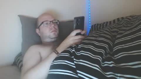 Snapshot of hoyboydkk chatting on 11-03-25, 05:42 Christian online show from 11-03-25, 05:42