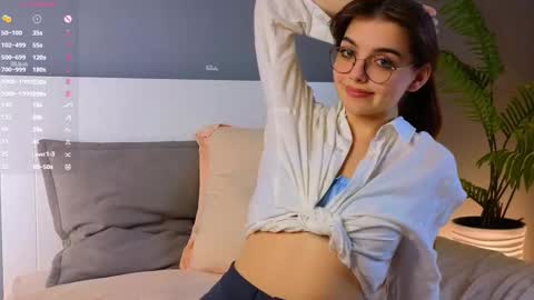 Snapshot of huba_booba chatting on 02-23-25, 01:13 Diane online show from 02-23-25, 01:13