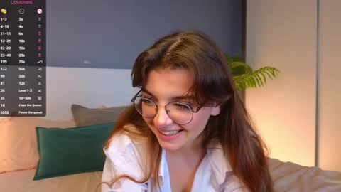 Snapshot of huba_booba chatting on 03-02-25, 07:23 Diane online show from 03-02-25, 07:23