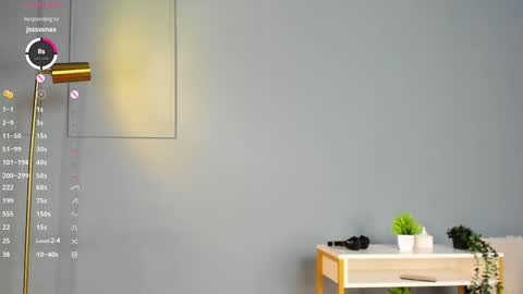 Snapshot of huba_booba chatting on 09-28-25, 07:30 Diane online show from 09-28-25, 07:30