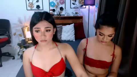 Snapshot of hudaamore22 chatting on 09-15-25, 05:51 Kelsey online show from 09-15-25, 05:51