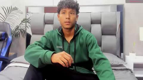 Snapshot of hudson_beasley chatting on 10-24-25, 11:28 Hudson Beasley online show from 10-24-25, 11:28