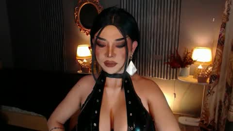 Christine online show from 12-15-25, 06:34