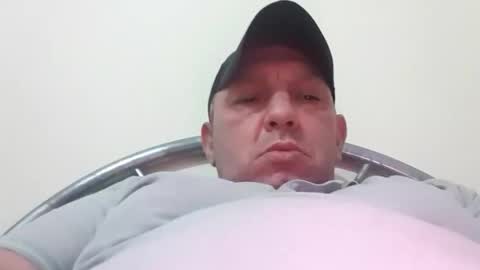 Snapshot of hugecummer10 chatting on 01-10-26, 04:53 hugecummer10 online show from 01-10-26, 04:53