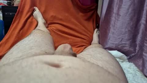 Snapshot of hugedick2469 chatting on 12-30-24, 05:34 hugedick2469 online show from 12-30-24, 05:34