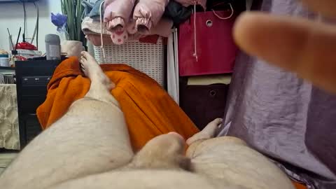 Snapshot of hugedick2469 chatting on 01-03-25, 06:57 hugedick2469 online show from 01-03-25, 06:57