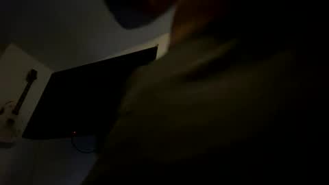 Snapshot of hughfat chatting on 01-19-25, 03:39 hughfat online show from 01-19-25, 03:39