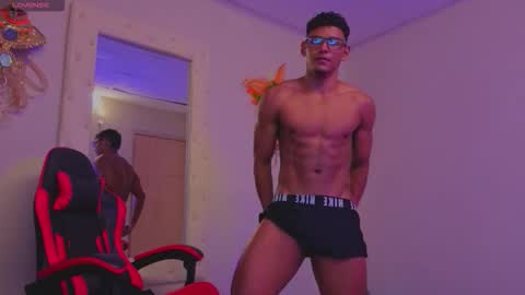 Hugo Cano online show from 02-26-26, 04:55