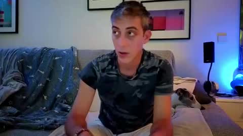 Hugo online show from 10-29-25, 09:16