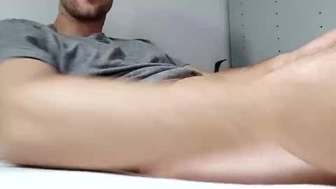 hukssss online show from 12-21-25, 02:51