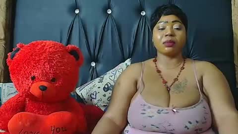 humongoustitss500929 online show from 10-02-25, 04:08