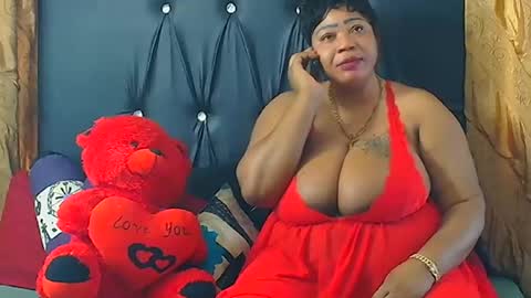 humongoustitss500929 online show from 11-14-25, 09:41