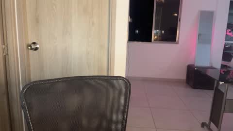 hun_damer online show from 10-12-25, 01:48