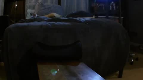 Snapshot of hung9lovespussylipsandnips chatting on 09-12-25, 07:41 Howdy online show from 09-12-25, 07:41