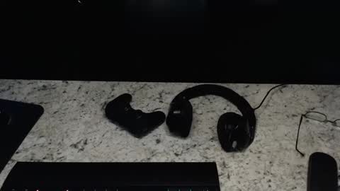 Snapshot of hungbidad666 chatting on 12-01-24, 10:21 FootLover online show from 12-01-24, 10:21