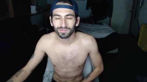 Snapshot of hungbidad666 chatting on 12-02-24, 01:25 FootLover online show from 12-02-24, 01:25