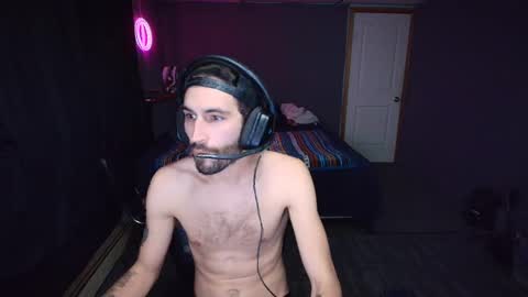 Snapshot of hungbidad666 chatting on 12-04-24, 11:35 FootLover online show from 12-04-24, 11:35