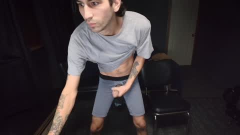 Snapshot of hungbidad666 chatting on 12-08-24, 12:40 FootLover online show from 12-08-24, 12:40