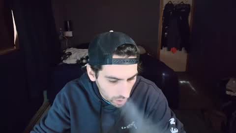 Snapshot of hungbidad666 chatting on 12-13-24, 05:10 FootLover online show from 12-13-24, 05:10