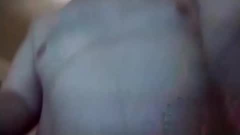 Snapshot of hungguy288889 chatting on 01-01-25, 05:22 hungguy288889 online show from 01-01-25, 05:22