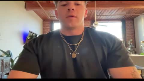 Snapshot of hungjock696 chatting on 02-01-25, 10:44 hungjock696 online show from 02-01-25, 10:44