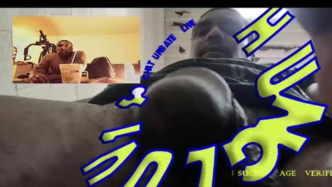 Snapshot of hungluv1 chatting on 10-06-25, 01:14 hungluv1 online show from 10-06-25, 01:14