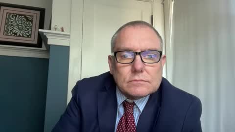 Snapshot of hungron9 chatting on 10-21-25, 01:56 AARON online show from 10-21-25, 01:56