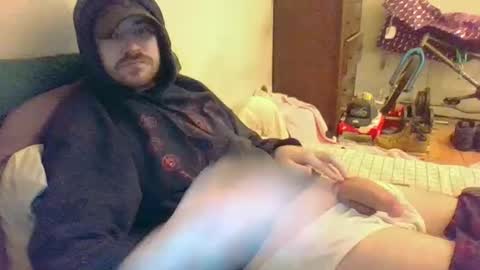 Snapshot of hungsubbb chatting on 02-18-25, 02:05 Boi online show from 02-18-25, 02:05