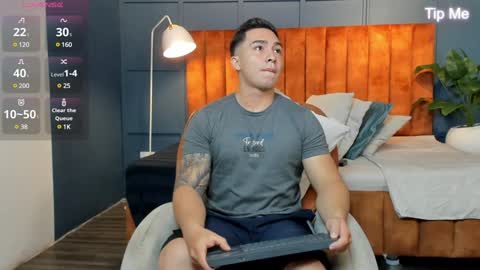 hunk_ryan online show from 01-28-25, 12:11