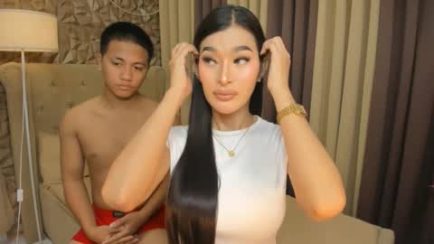 hunkhomerontop online show from 12-02-25, 09:47