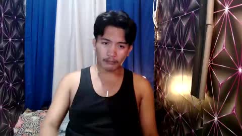 hunkylloyd online show from 12-22-24, 11:52