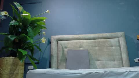 Hunter  online show from 01-07-26, 07:05