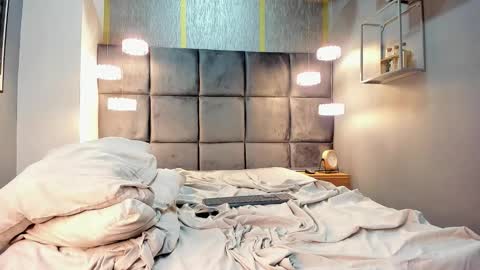 Snapshot of hunterheat_ chatting on 11-09-25, 11:58 hunterheat_ online show from 11-09-25, 11:58