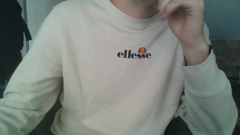 Snapshot of hunting_007 chatting on 09-22-25, 08:38 hunting_007 online show from 09-22-25, 08:38