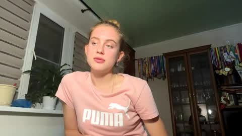 Gloria online show from 11-13-25, 05:45