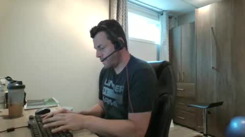 hurley7890 online show from 10-23-25, 03:11