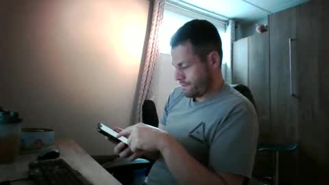 hurley7890 online show from 11-17-25, 02:01