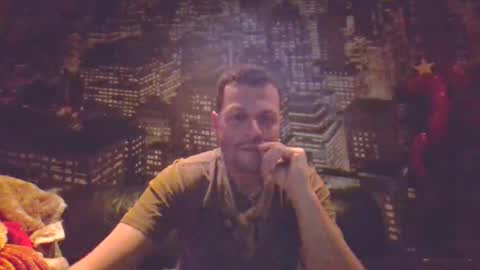 hurley7890 online show from 12-17-25, 03:56