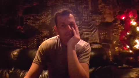 hurley7890 online show from 12-22-25, 01:46