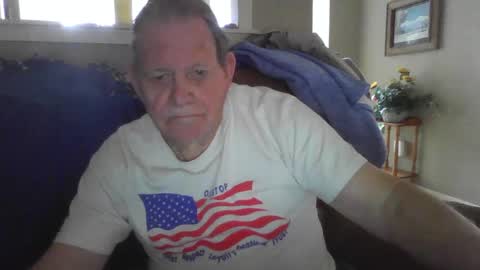 Snapshot of hvl13 chatting on 01-07-25, 10:08 hvl13 online show from 01-07-25, 10:08