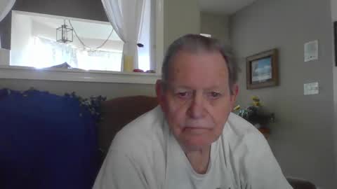 Snapshot of hvl13 chatting on 01-18-25, 08:30 hvl13 online show from 01-18-25, 08:30