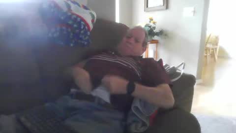 Snapshot of hvl13 chatting on 10-10-25, 09:14 hvl13 online show from 10-10-25, 09:14